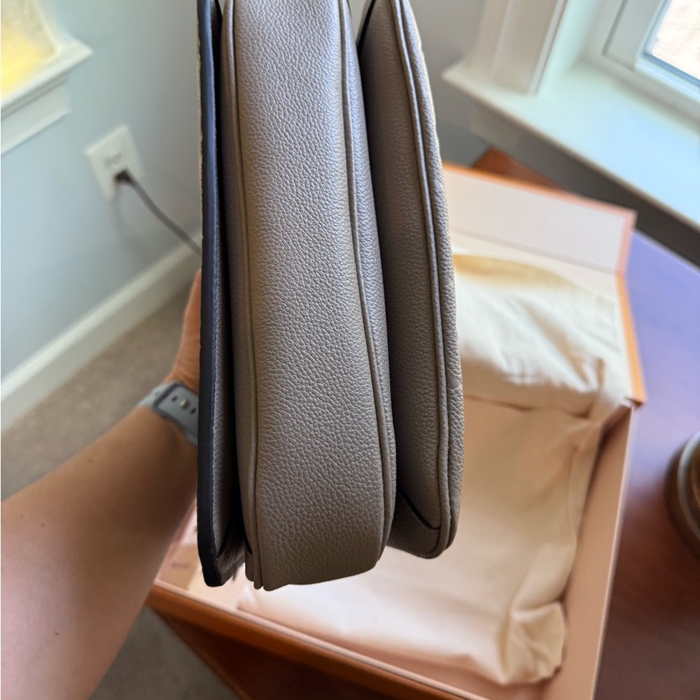 Louis Vuitton Taupe Monogram Women Bag - Picture 12 of 16